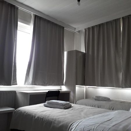 Hotel Auberge Van Strombeek Jette Екстер'єр фото