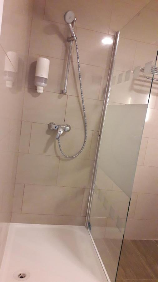 Hotel Auberge Van Strombeek Jette Екстер'єр фото